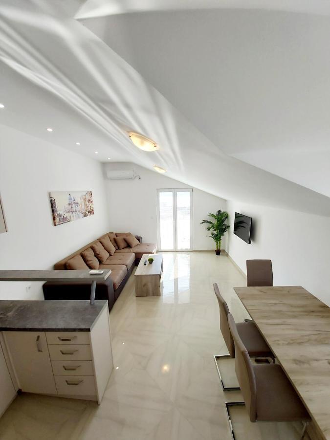 Viktor Apartment Herceg Novi Exterior photo
